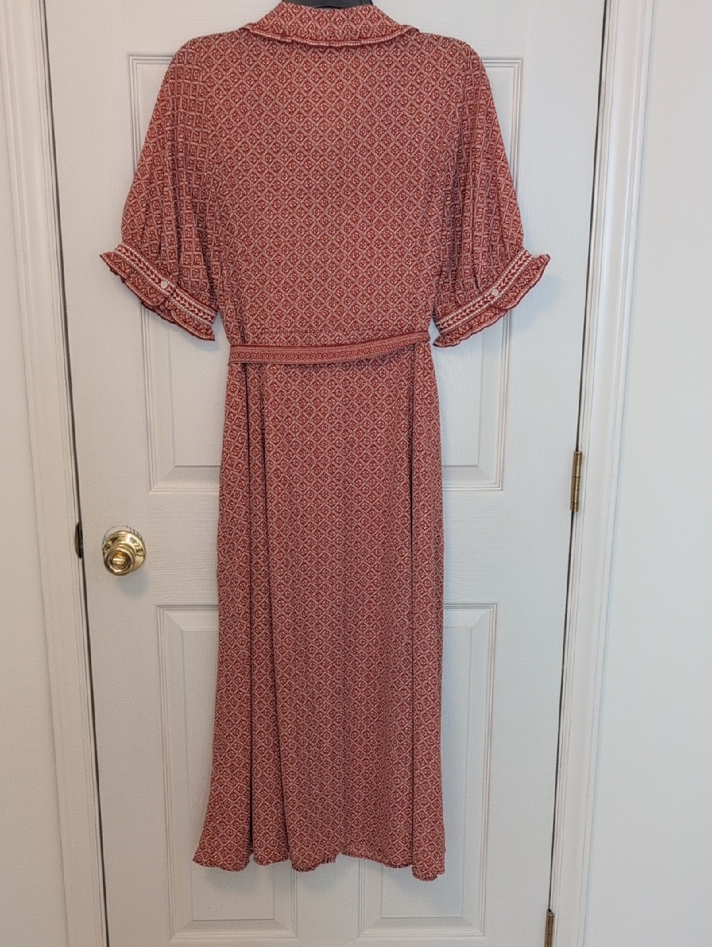 Max Studio Rust-Red Geometric Button-Front Midi Dress - Picture 6 of 9